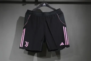 25-26 Juventus Home Black Player Version Shorts AAAAJersey Supplier Yupoo