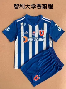 22-23 University of Chile Pre-match uniform
